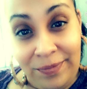 Meet your Posher, Lyn